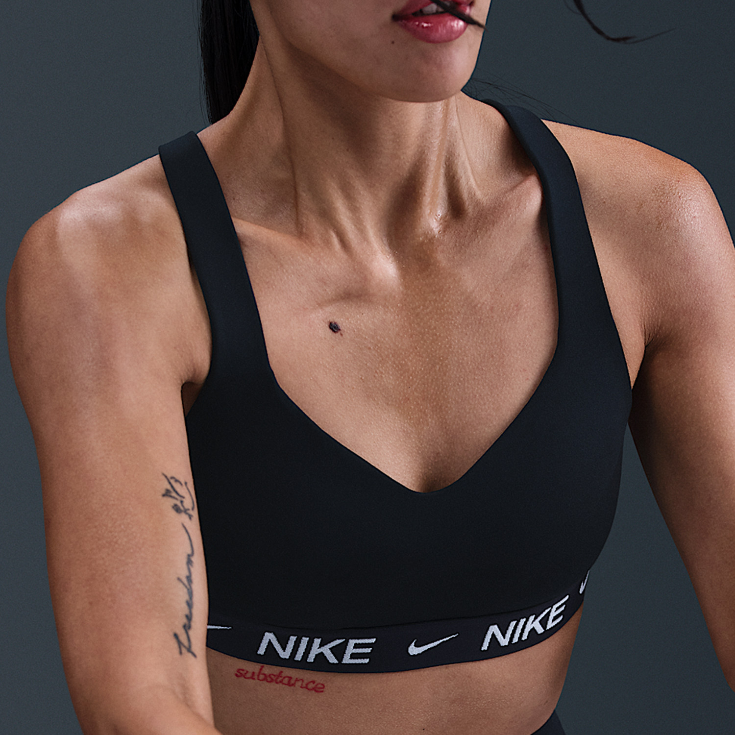 Nike/耐克官方正品Indy女士透气训练日常跑步运动内衣FD1069-011,淘宝优惠券,粉丝福利购,淘宝优惠卷
