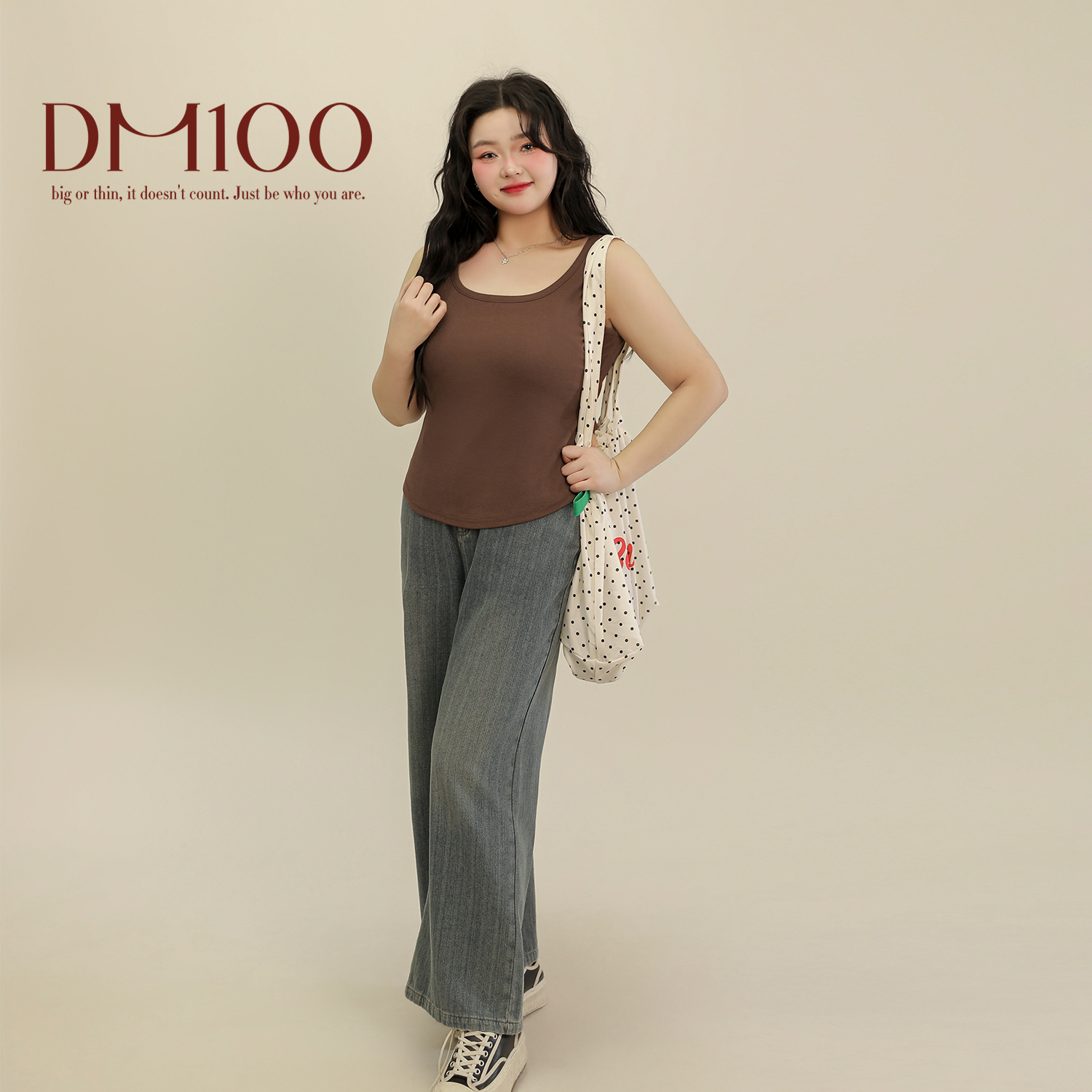 DM100大码百分百2025春季新款女装性感交叉U领吊带背修身内搭上衣