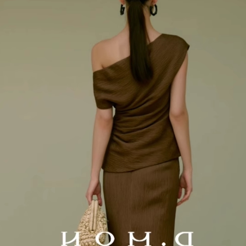 2047视频教程丹丹纸样服装1：1裁剪图纸打版DIY女装上衣斜肩穿 - 图0