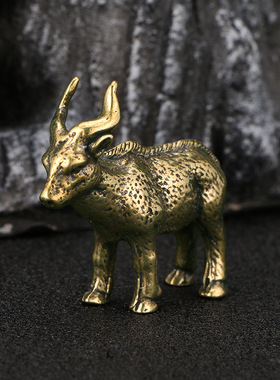 新款热销仿古玩藏羚羊黄铜摆件山