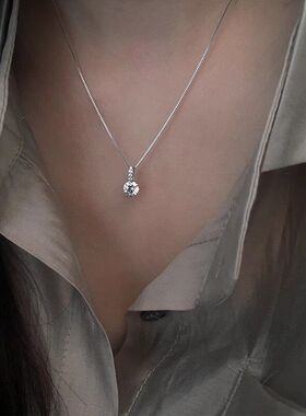 设计感项链钻风超闪轻奢小众锁骨精致冷淡时尚ins锆石链一颗女士