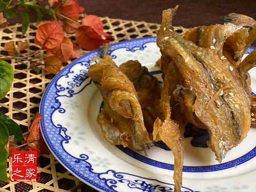 【酥香鱼干】酥香鱼干小黄鱼水蚕鳗鱼八公鱼肉条微辣 250克半成品 - 图0