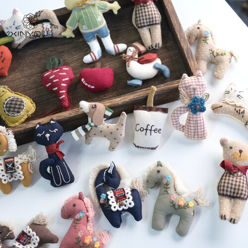 【心悠】森系手工布艺配饰复古小马可爱玩偶刺绣小熊文艺风配件 - 图0