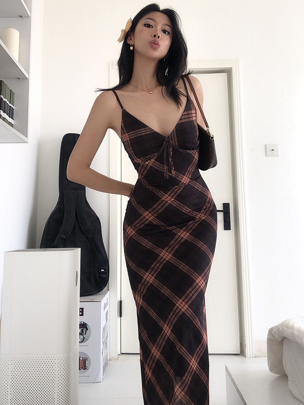 A BEAN 美式复古辣妹 V领撞色菱格网纱连衣长裙 修身包臀吊带裙 - 图2