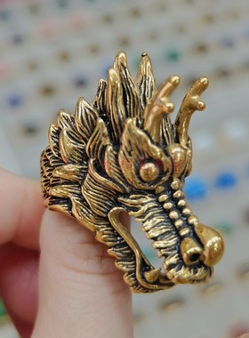 霸气龙头戒指男款立体款一体成型指环钛钢镀黄铜托送亲人长辈礼物