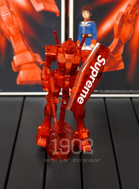 现货Supremegundam高达模型