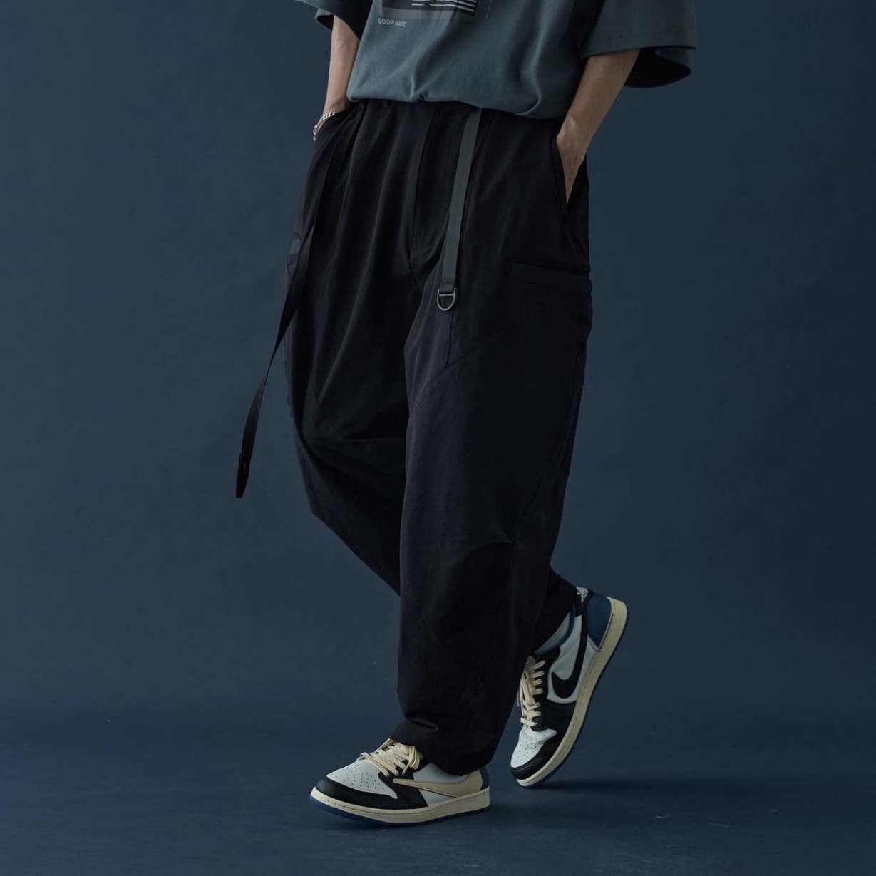 现货 GOOPiMADE BR-03 SOFT BOX BASIC PANTS 孤僻山系3D剪裁长裤 - 图1