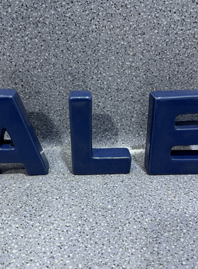 外贸风情 做旧蓝色 分体制作 立体字母造型 家用陶瓷摆件