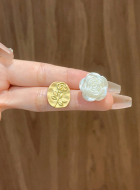 【南瓜先生】玫瑰花不对称耳饰