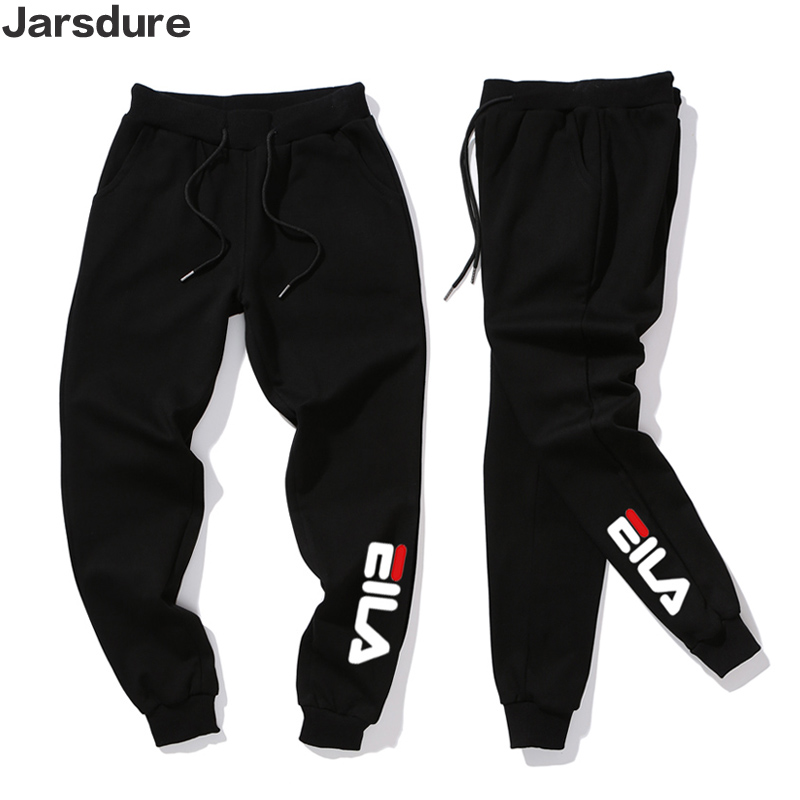 Sports and casual pants for men, autumn closure for couples, sanitary pants for women, Korean version of small foot Harun pants, showing a slim and trendy look