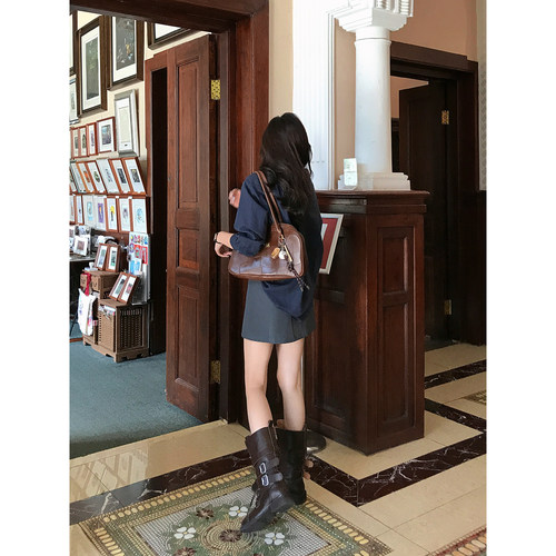 Even一雯【摩登旧事】韩系高智感早秋新品A摆高腰短款半身裙皮带 - 图2