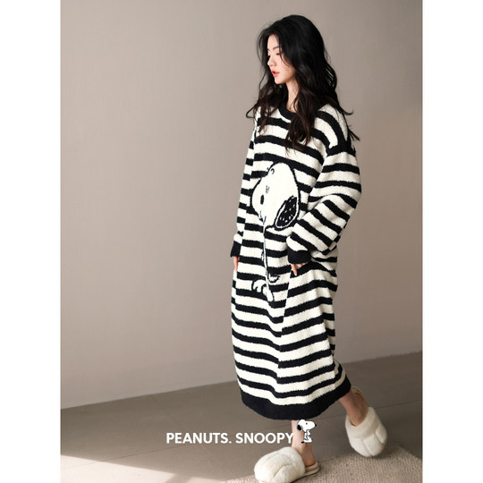 Beiyan женская осенне-зимняя полосатая ночная рубашка Snoopy полубархатная
