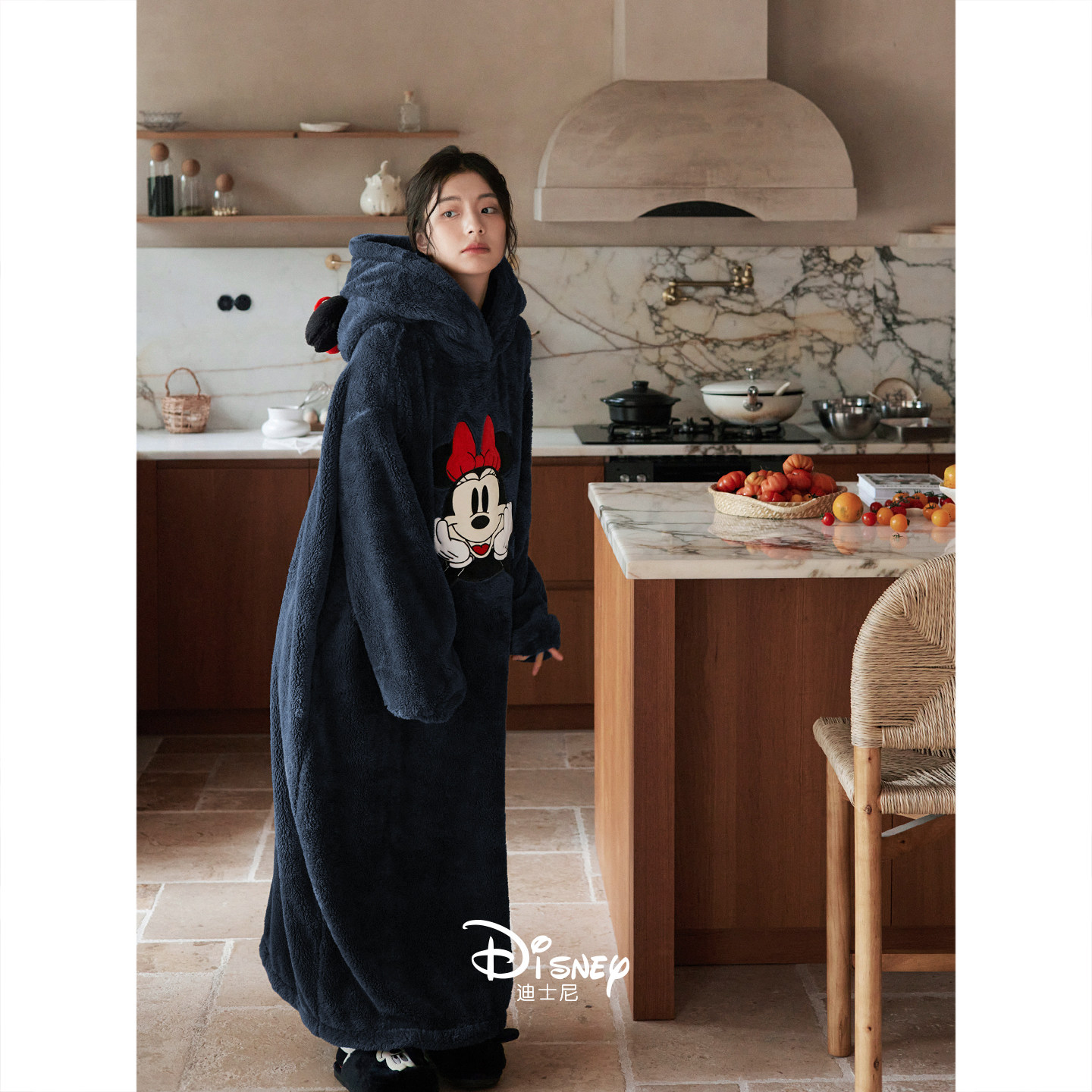 迪士尼新款珊瑚绒睡衣女款冬季加厚加绒睡裙慵懒可外穿法兰绒睡袍,淘宝优惠券,粉丝福利购,淘宝优惠卷