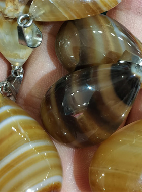 柿子红项链天然红条纹玛瑙