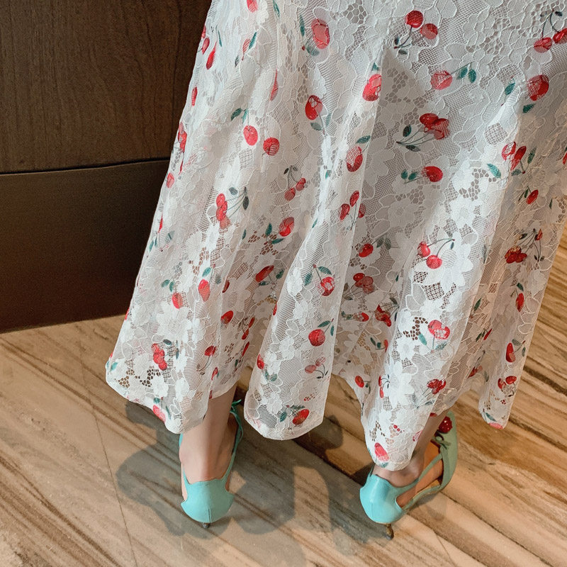 2020夏装樱桃印花白色蕾丝鱼尾裙子 紫嫣红藤连衣裙