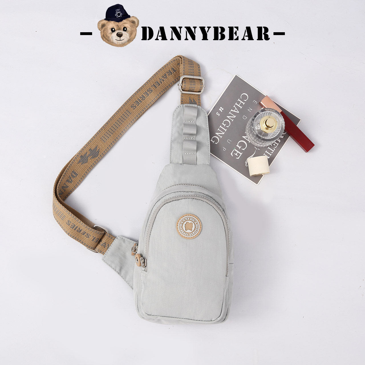 丹尼熊女包布胸包男女新款胸前斜挎小包包旅行登山斜背包4828138,淘宝优惠券,粉丝福利购,淘宝优惠卷