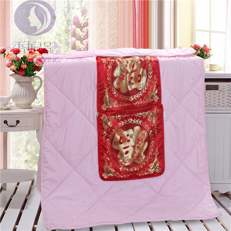 香妃影家纺 抱枕被子两用靠垫被 中式多功能绸缎抱枕被 午睡靠垫,淘宝优惠券,粉丝福利购,淘宝优惠卷