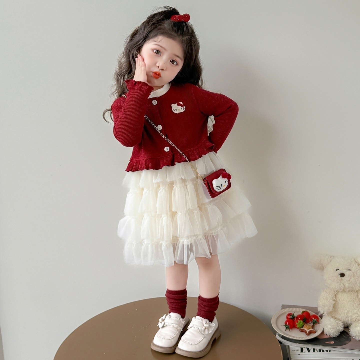 女宝宝套装红色儿童早春季猫咪连衣裙2025新款女童过年拜年服裙子,淘宝优惠券,粉丝福利购,淘宝优惠卷