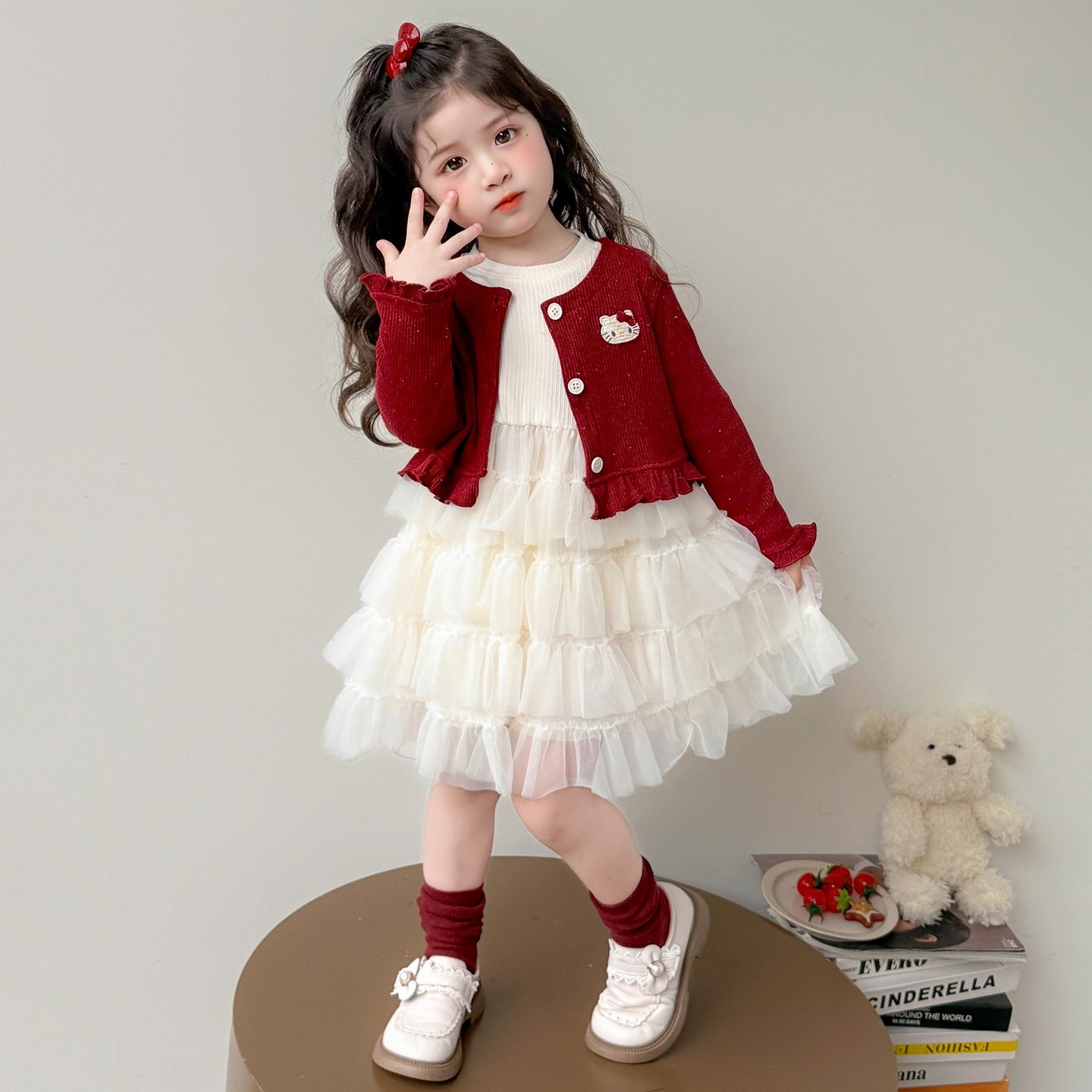 女宝宝套装红色儿童早春季猫咪连衣裙2025新款女童过年拜年服裙子,淘宝优惠券,粉丝福利购,淘宝优惠卷