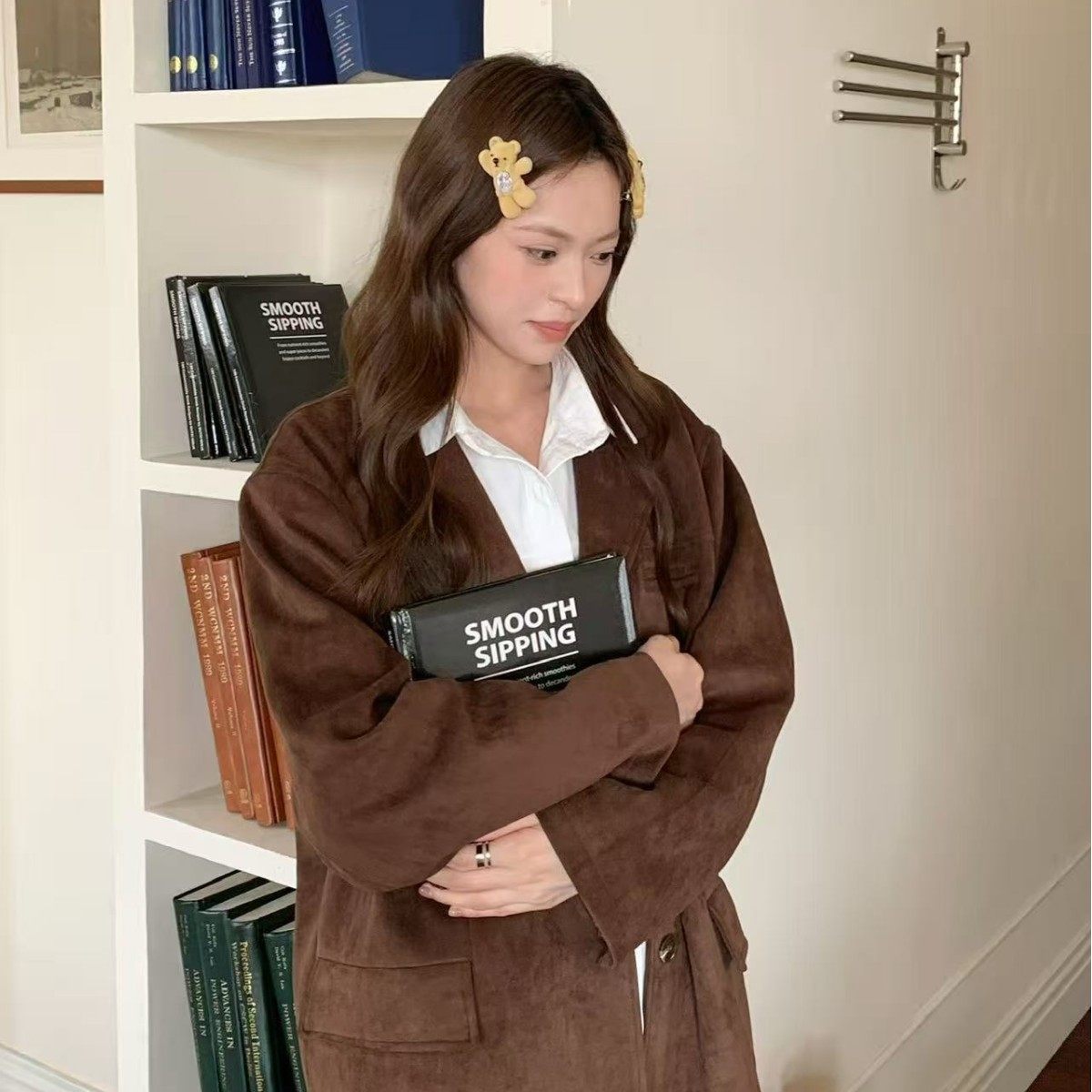 乐园系列招手小熊饼干宝石发卡轻奢可爱百搭植绒发卡边夹生日礼物,淘宝优惠券,粉丝福利购,淘宝优惠卷