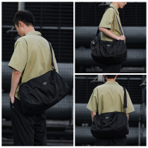 Wood Village Yaji Diagonal Satchel Day Ensemble Leisure Single Shoulder Bag Sports Large Capacity Male travel bag Backpack Fitness Bag women