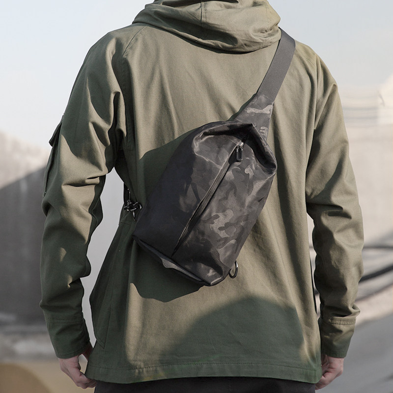 男士休闲胸包2019新款潮牌斜挎包 木村耀司男士包袋