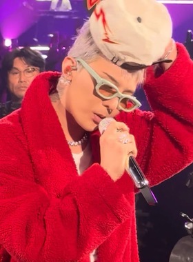 GD同款复古浅蓝方框百搭墨镜