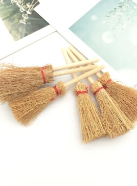 Dollhouse 微缩食玩场景模型 小布娃娃屋配件 迷你大号扫把扫帚