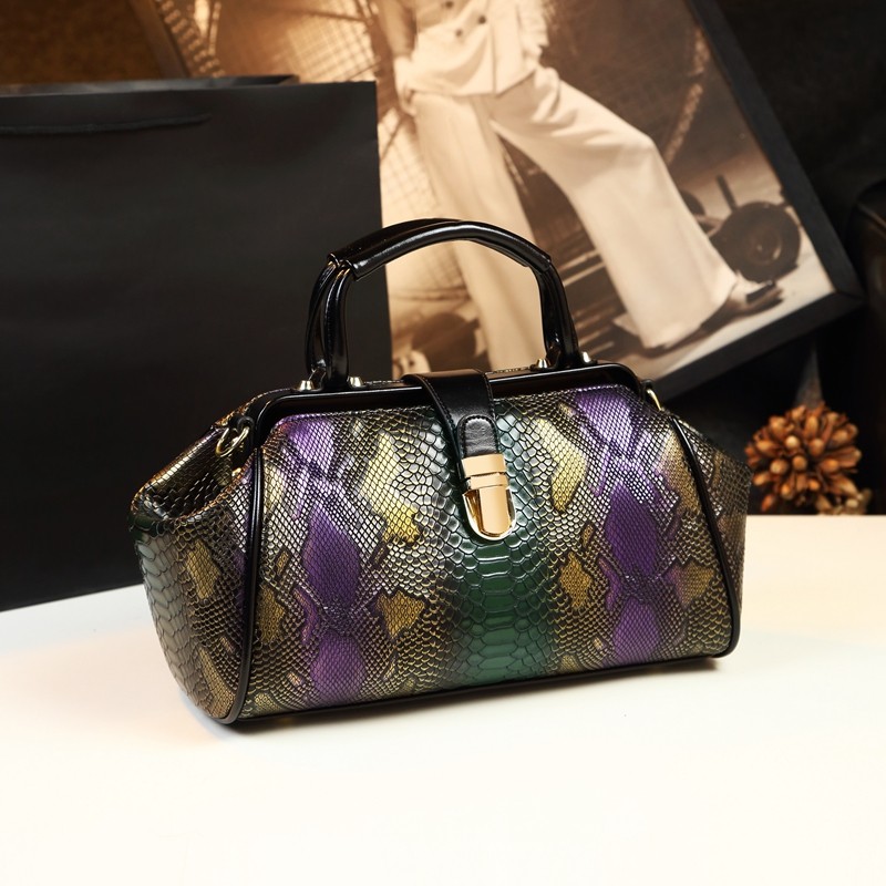 2022新款欧美蛇纹单肩夹子斜挎包 梦琳凯女士包袋