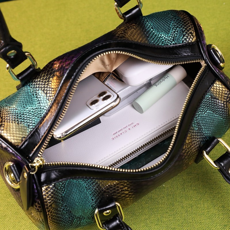 斜挎2020新款欧美时尚压花妈妈包 梦琳凯女士包袋