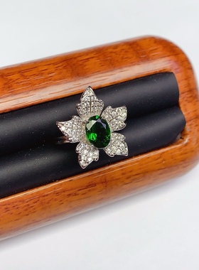 天然透辉石戒指925银镀金镶嵌 主石6*8MM活口花朵戒指