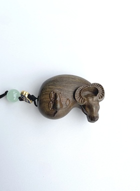 紫檀木小蟹钳钥匙扣挂件绿檀木牛转乾坤木雕汽车钥匙扣挂件吊坠