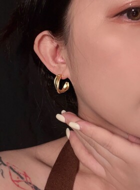 港风chic百搭哑光圆环耳钉耳夹女