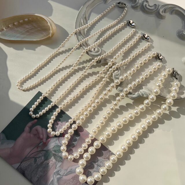 Classic French strong light round Shijia pearl necklace for women