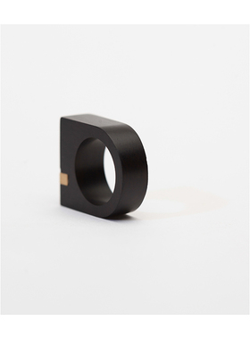 村下田言原创设计金属镶嵌戒指