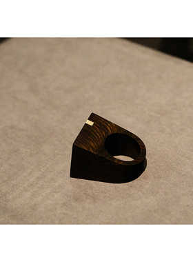 戒指黑檀木镶嵌几何金属质感