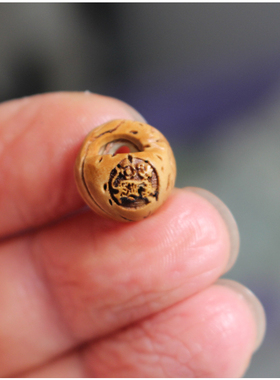 生肖桃蓝桃核雕刻红绳手链吊坠宝宝压惊兰子虎马狗蛇鸡牛猪兔羊猴