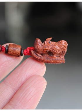 老桃木雕刻生肖鸡龙年本命年公鸡母鸡吊坠手机挂件随身包钥匙扣