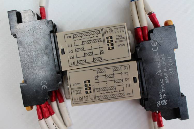 拆机 OMRON/欧姆龙 H3YN-2 DC24V 时间继电器带底座 实物图现货 - 图1