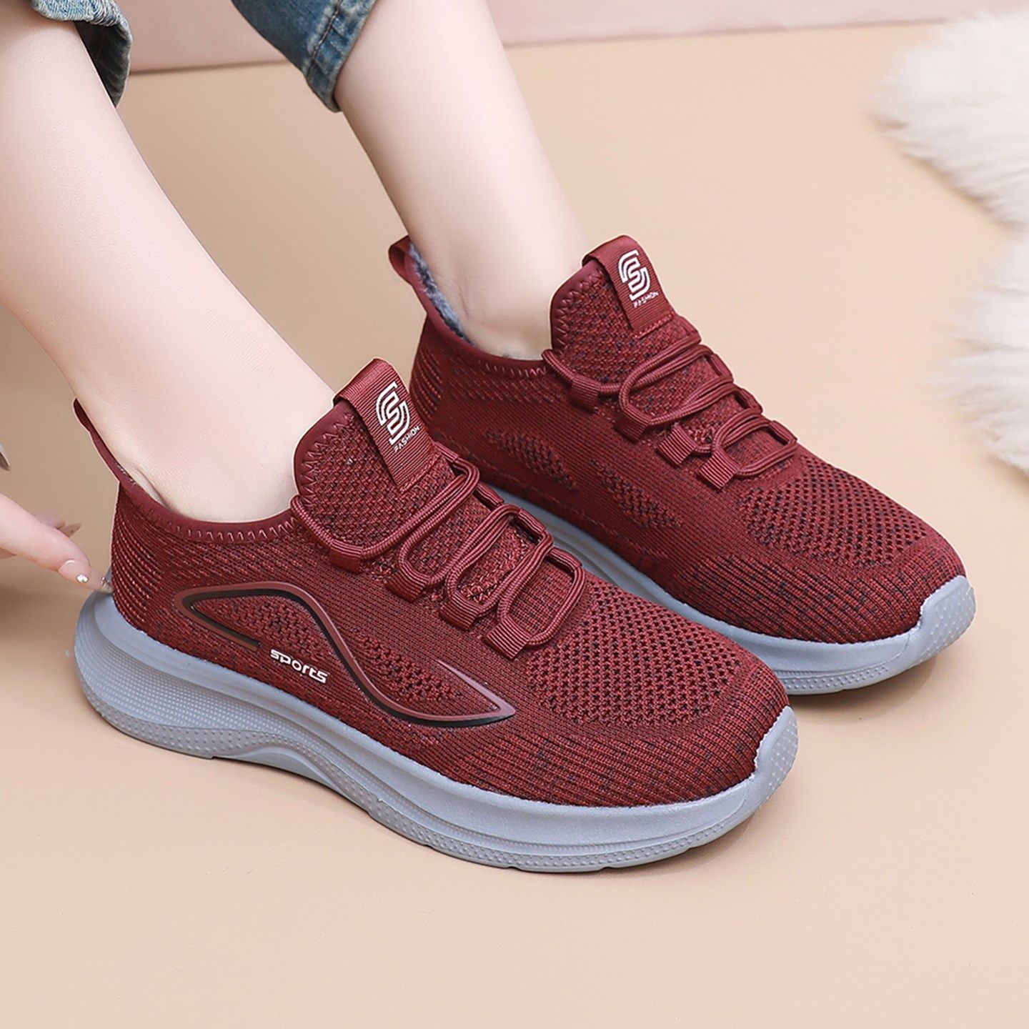 冬季女棉鞋老北京布鞋女加绒防滑软底轻便休闲妈妈保暖鞋子大码42,淘宝优惠券,粉丝福利购,淘宝优惠卷