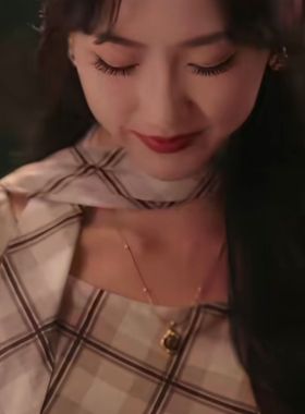 短剧玫瑰与青松包金妮方允同款虎眼石款天然石串珠项链女毛衣链