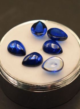 平底素面水滴形蓝尖晶宝石