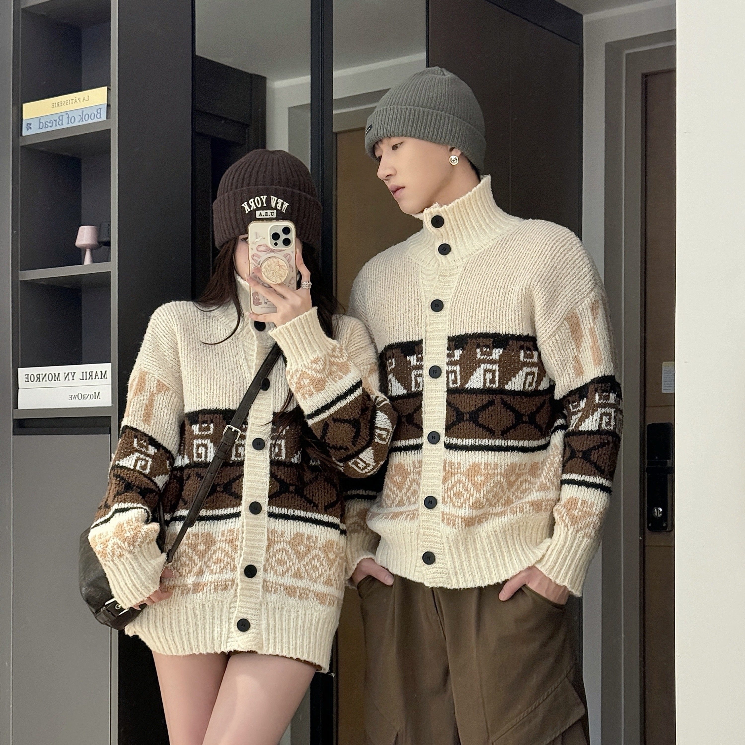 情侣装秋冬2025新款ins超火毛衣男女韩版宽松法式针织衫外套潮牌,淘宝优惠券,粉丝福利购,淘宝优惠卷