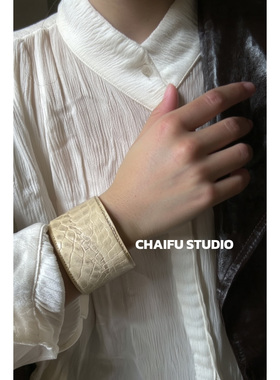 欧美个性朋克真皮纹理开口手镯