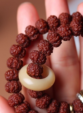 玉化金刚菩提子跑环藏银配饰手串