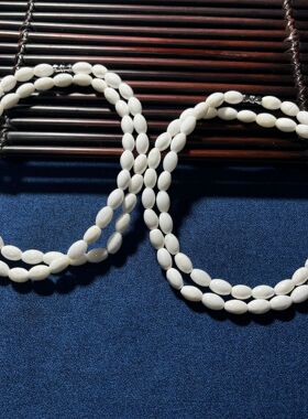 2026秋冬浅调贝壳米珠玉化海玉手
