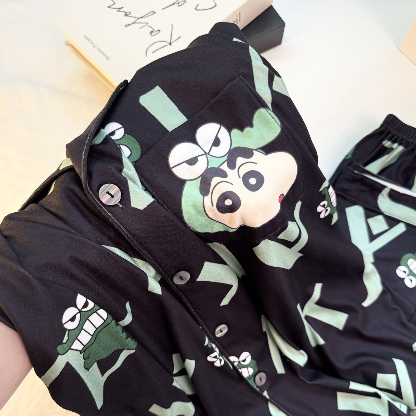 秋冬情侣睡衣德绒女2025新款男蜡笔小新卡通可爱海岛绒保暖家居服,淘宝优惠券,粉丝福利购,淘宝优惠卷