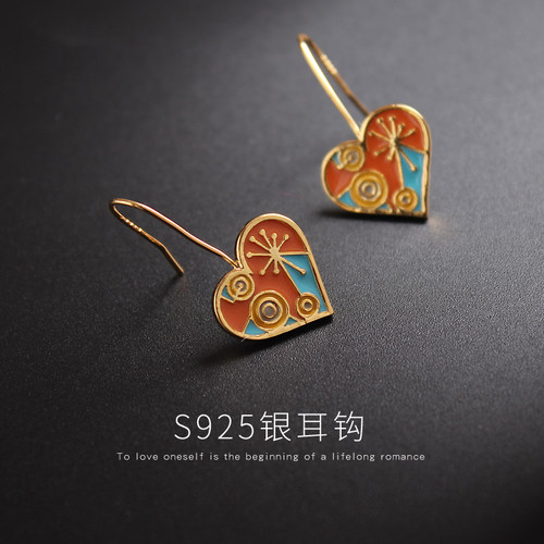 sumni/莎米尼925银钩18K包金珐琅彩潮流电音可爱心形耳环女现代风 - 图1