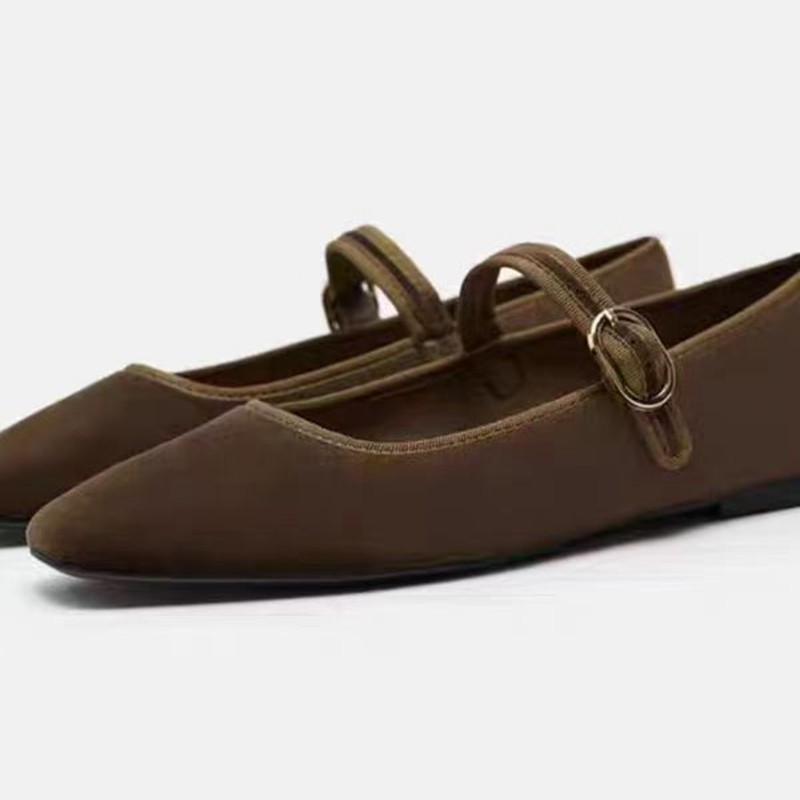 西班牙2026春季新品圆头浅口欧美女鞋搭扣闭合反绒皮平底芭蕾单鞋,淘宝优惠券,粉丝福利购,淘宝优惠卷