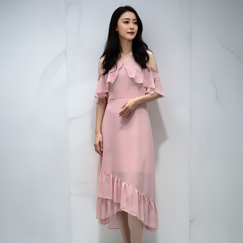 季候风夏季新款通勤荷叶边性感露肩A字裙纯色雪纺连衣裙女02LC175 - 图1